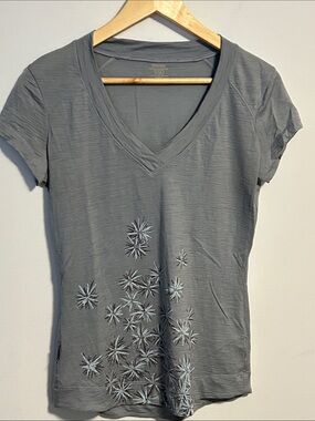 Icebreaker Gray V-Neck Short Sleeve Tee with Floral Embroidery